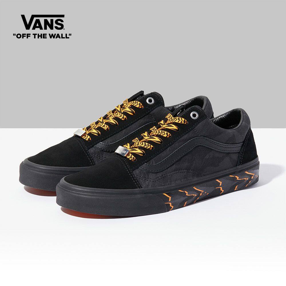 Vans x HUATUNAN Year of the Tiger Old Skool Sneakers Men (Unisex US Size) Black VN000ZDFBLK1